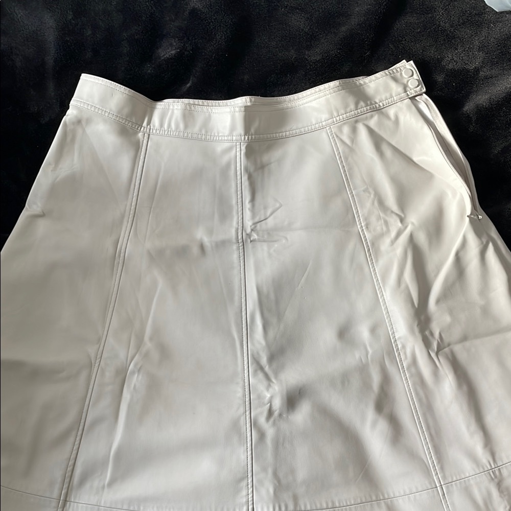 Chic White Faux Leather Midi Skirt